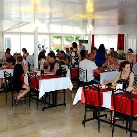 Solis Beach Hotel *