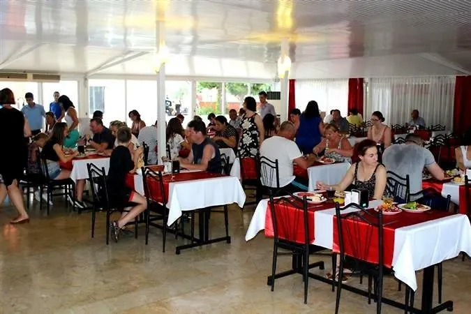Solis Beach Hotel *