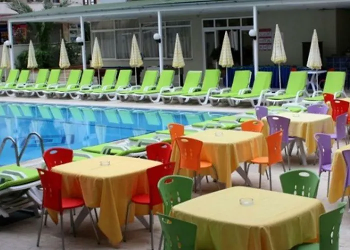 Solis Beach Hotel *